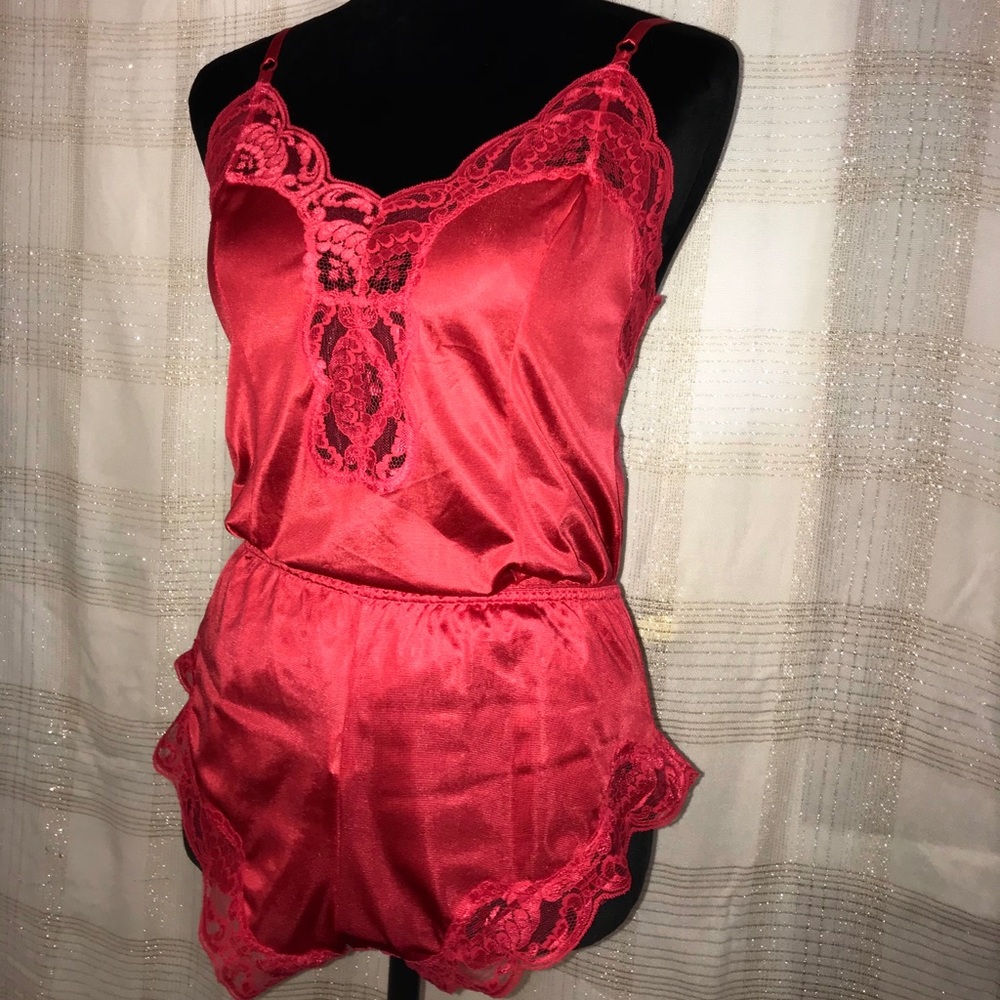 Vintage Red Lace Top And Short Sleep Set